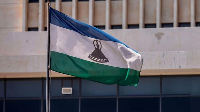 Parliament in Lesotho to discuss reclaiming parts of SA, Mzansi shuts down idea
