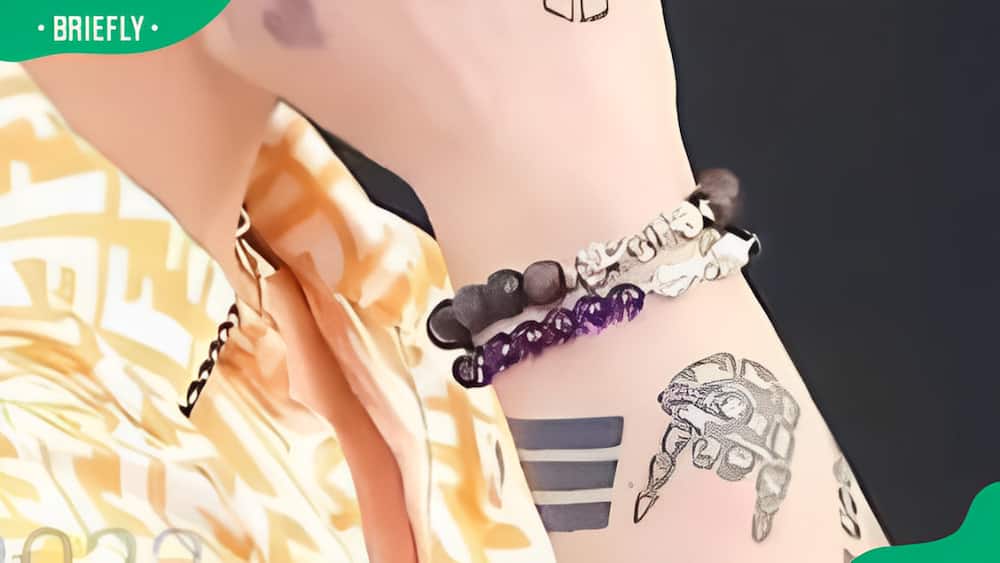 Jungkook's skeleton hand tattoo