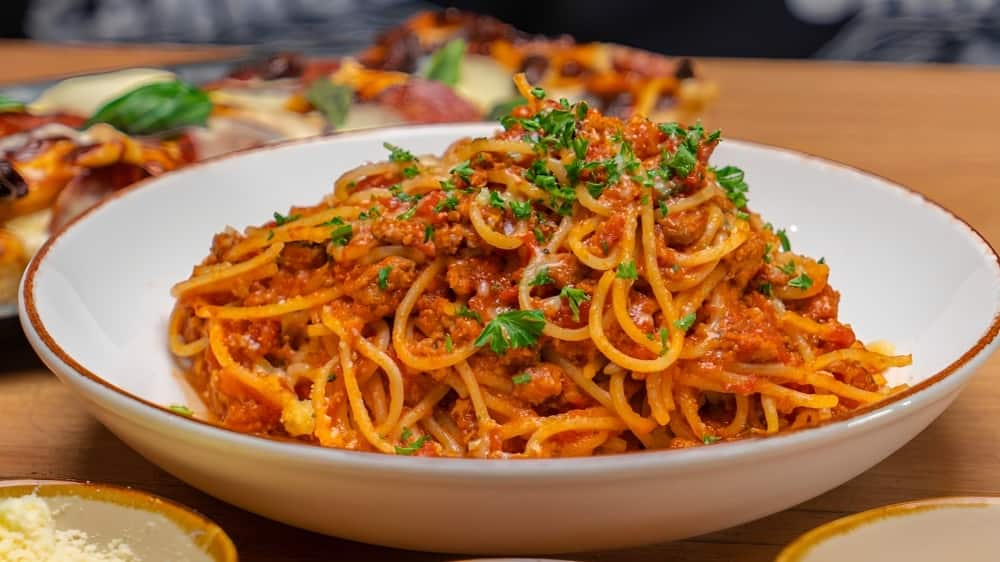 traditional spaghetti bolognese recipe