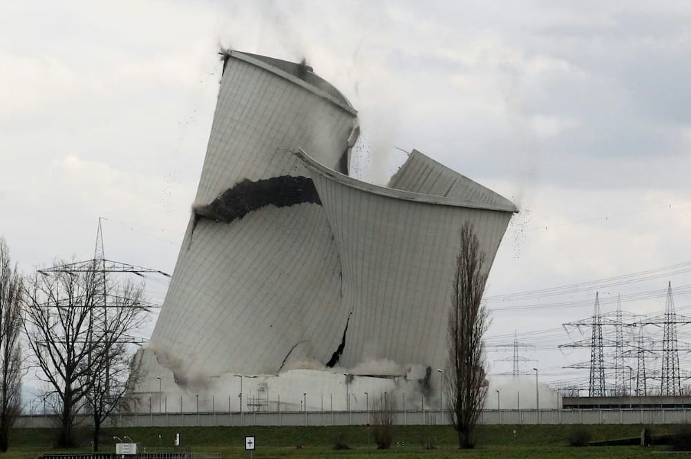 A cooling tower of the Biblis plant, shut down in 2011, was demolished in February 2023