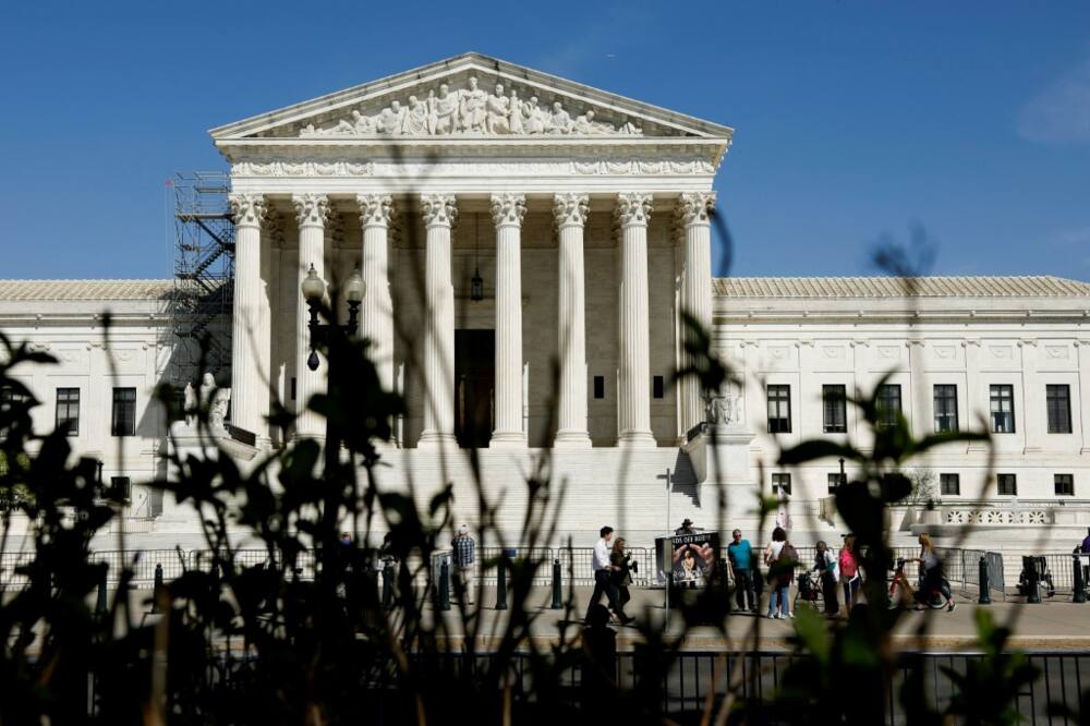 Top US court weighs major curbs to power of federal regulators ...
