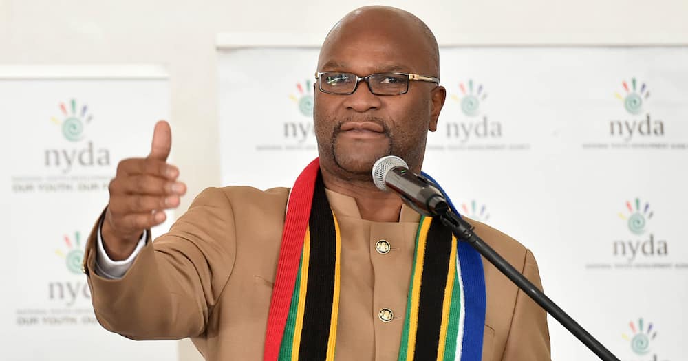 Nathi Mthethwa, Minister of Sport, stands by R22 million flag project, AfriForum flag dispute