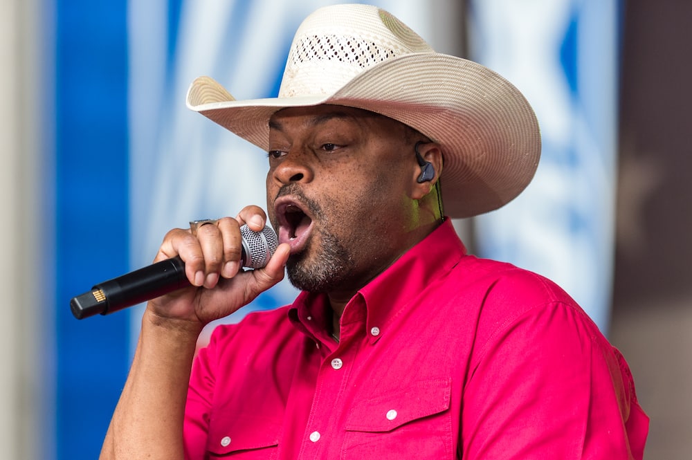 Cowboy Troy performs live on-stage
