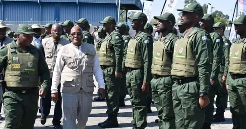 Border patrol deployed Minister Aaron Motsoaledi 200 patrols Beitbridge Border Post