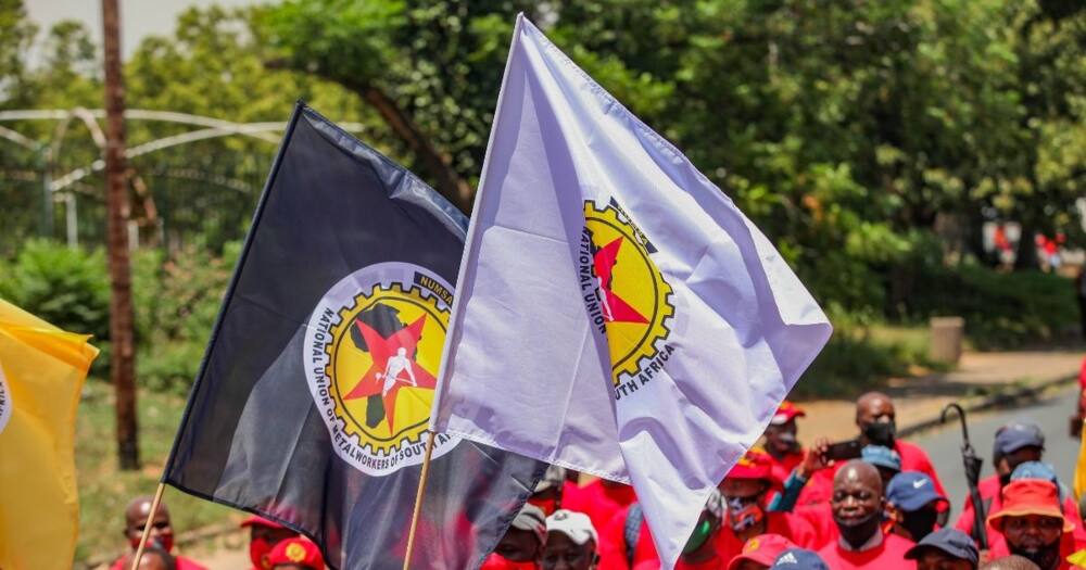 NUMSA, thousands members, march, 4% salary increase