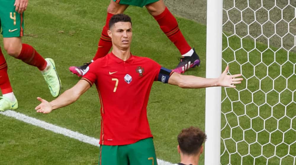 Heartbreak for Ronaldo As Striker Ordered to Demolish Rooftop Glass Gazebo at His £6.5M Lisbon Apartment Heartbreak for Ronaldo As Striker Ordered to Demolish Rooftop Glass Gazebo at His £6.5M Lisbon Apartment