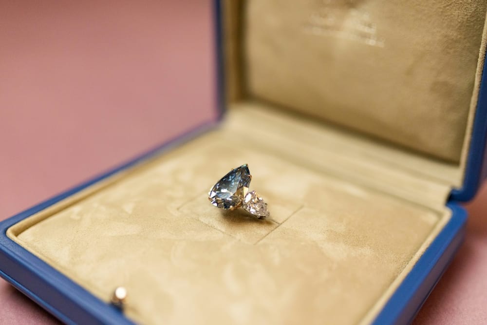Fancy vivid blue diamonds weighing more than 10 carats are exceptionally rare