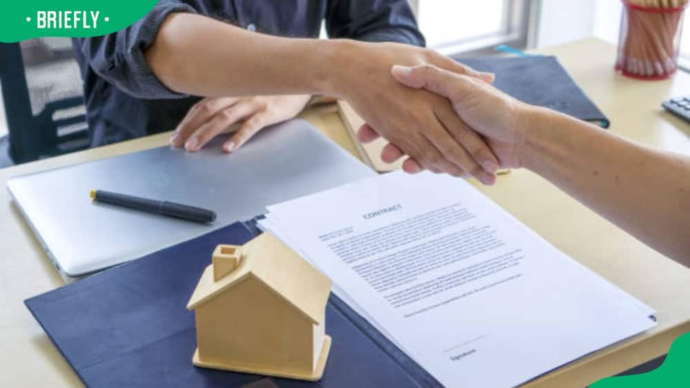 what is the difference between deed of transfer vs title deed