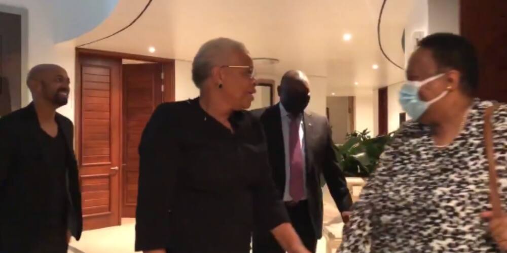 Cyril Ramaphosa Visits Former 1st Lady, Graça Machel, Shares Clip
