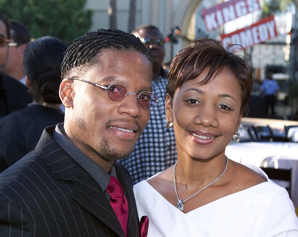 Who is DL Hughley's wife?