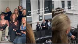 Video captures moment Obama clapping after hearing lady and her choir team sing, many react