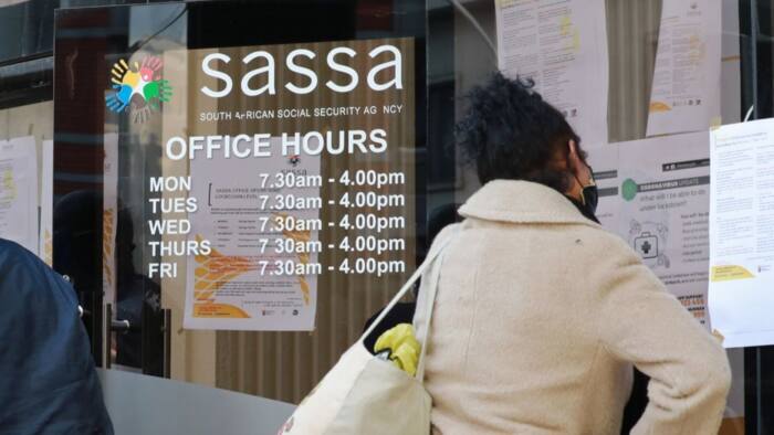 Post office employee and accomplice who withdrew SASSA funds, arrested by Hawks for fraud