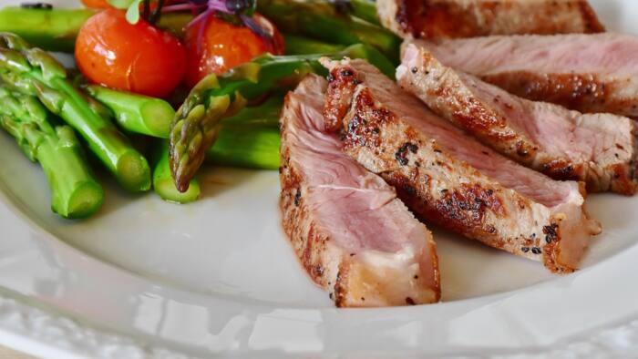 Wondering how to prepare mouth-watering steak? Here is the best tenderised steak recipe