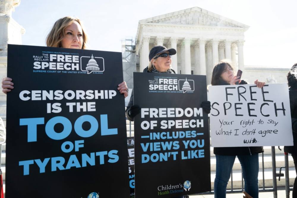 Conservative demonstrators outside the Supreme Court