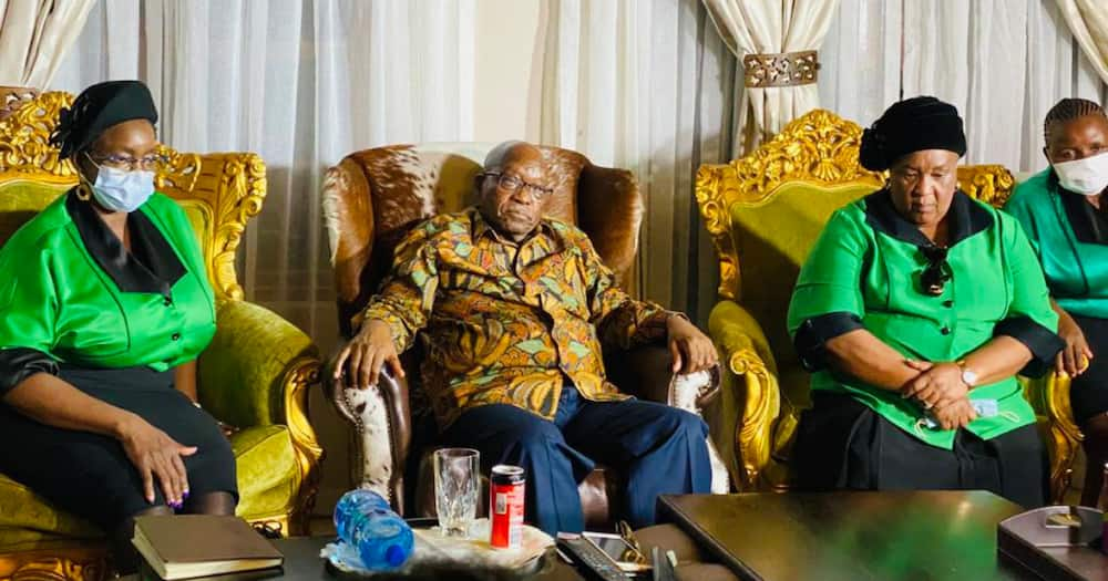 Zuma hosts another tea party at Nkandla with the ANC Women's League