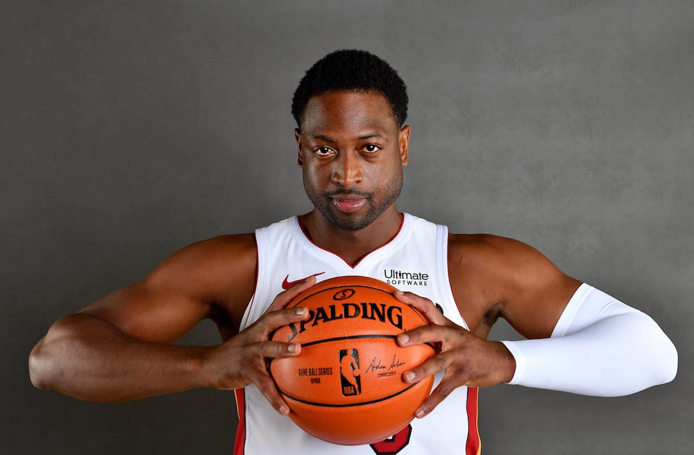 Dwyane Wade net worth 2021, salary, age, height, career, family ...