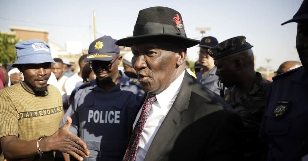 Bheki Cele urges offices to use 'deadly force' after 6 killed in 10 days