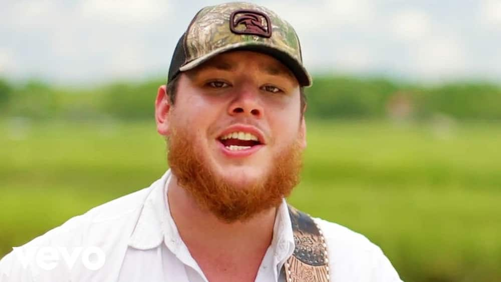 luke combs net worth