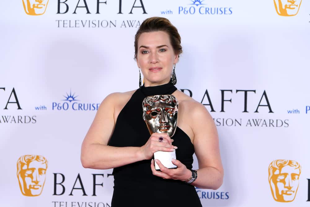 Kate Winslet with the award for Leading Actress for I Am Ruth