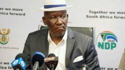 Bheki Cele takes no prisoners with Covid-19: “It’s not a negotiation”