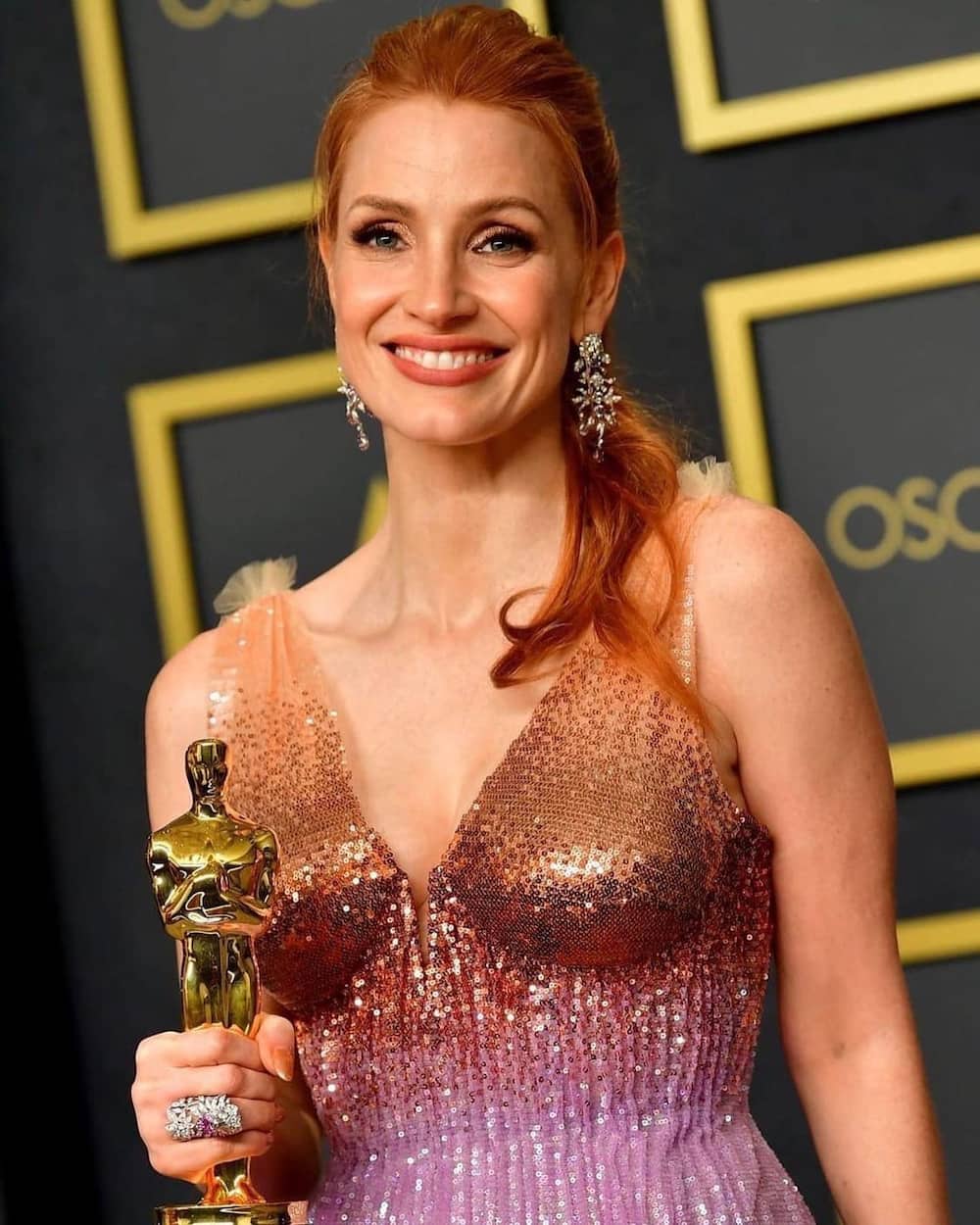 Jessica Chastain's net worth, age, husband, movies and tv shows, look alike, worth