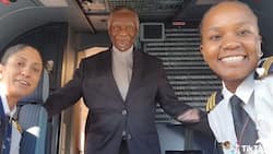 Female pilot shares proud moment of flying former South African president Thabo Mbeki in her plane in video