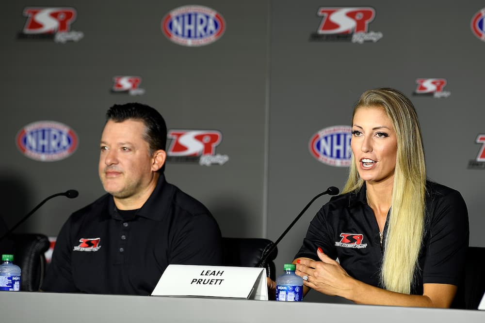 Tony Stewart's wife, Leah Pruett: Age, career, family, profiles, net ...