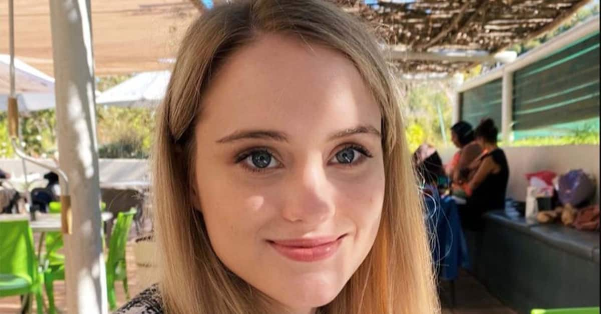 Who Is Mrbeast's Girlfriend? Meet Thea Booysen - Mrbeast News