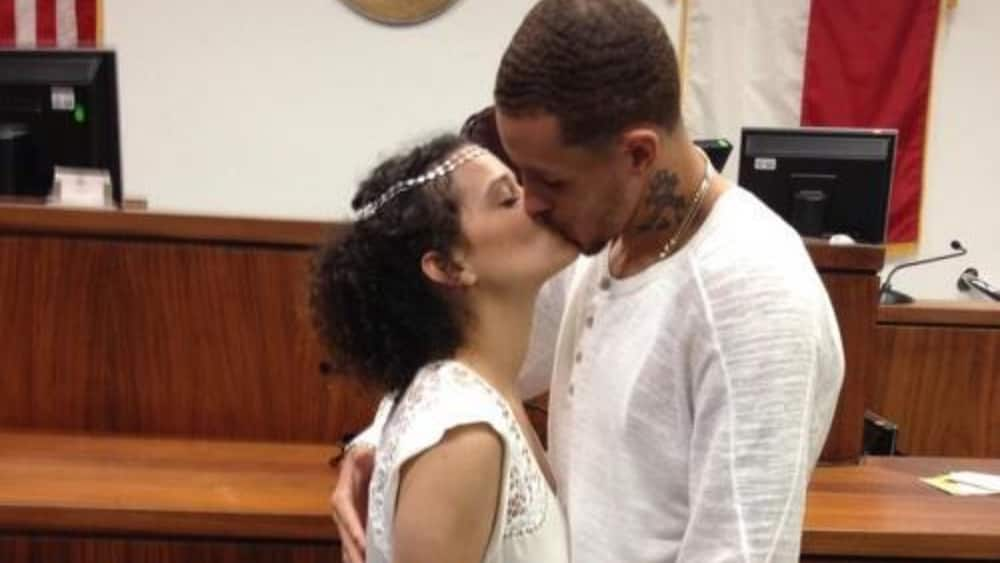 Who is Delonte West's wife Caressa Suzzette Madden?