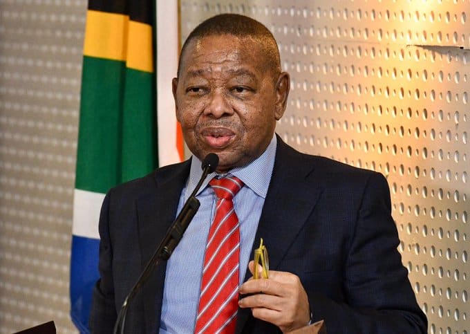 Blade Nzimande age, wife, qualifications, contacts, speech - Briefly.co.za