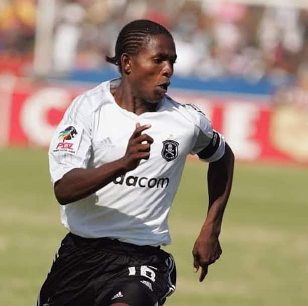 Orlando pirates best sale jersey number 10