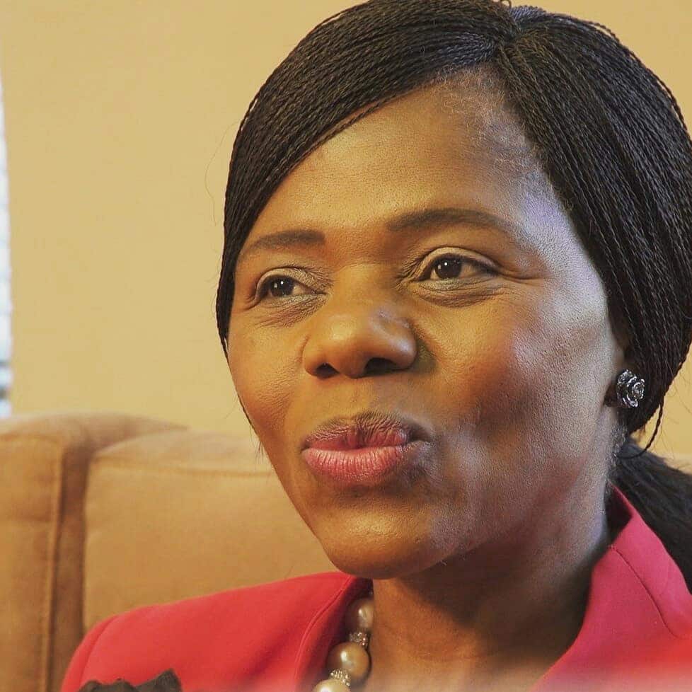 Thuli Madonsela biography: age, children, husband, wedding, education, qualifications, books, awards, quotes and contact details