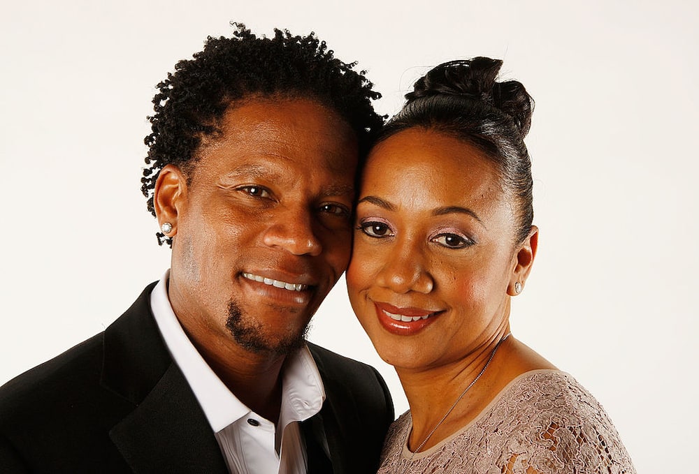 dl hughley's wife's net worth