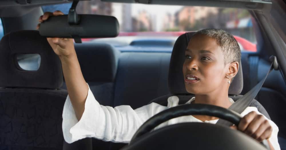 28.1%, women have drivers licences in SA, too few women driving, Stats SA, gender report, racial disparities